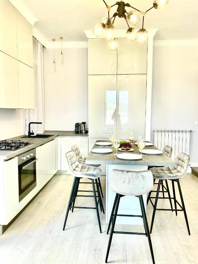 Апартаменты Abcdecor Italia Империя Экстерьер фото
